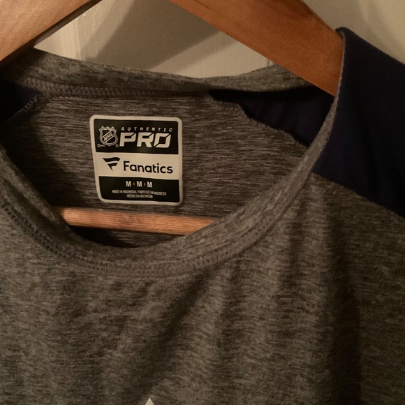 Toronto Maple leafs Fanatics Grey locker room authentic pro shirt - Picture 2 of 3